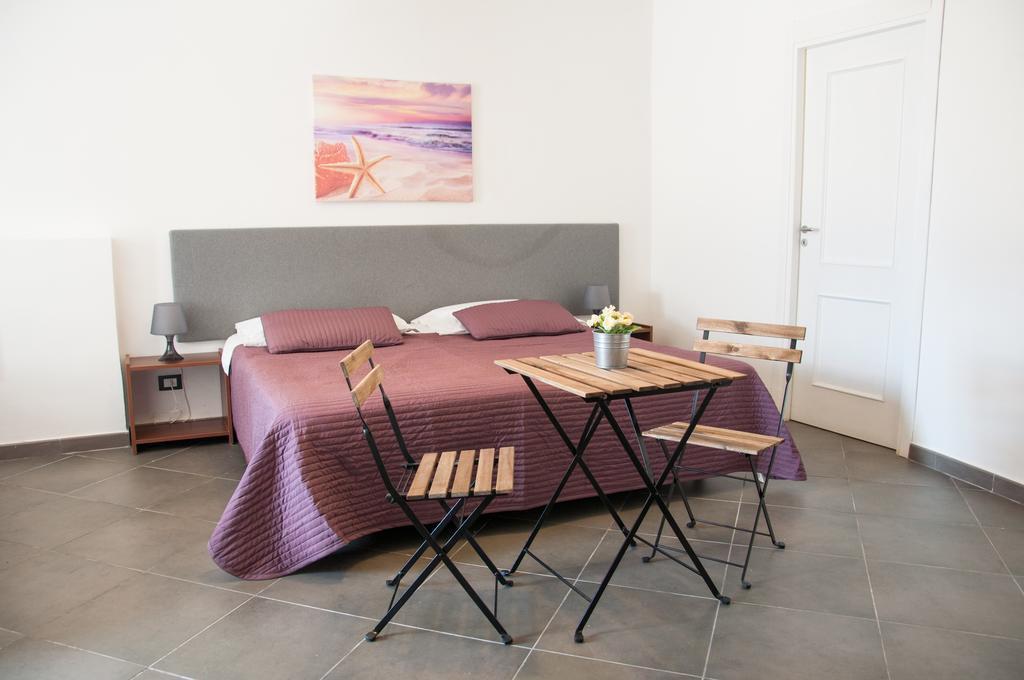 B&B La Scala レアルモンテ 部屋 写真